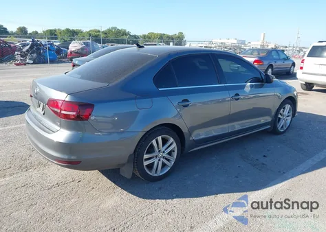 2017 Volkswagen Jetta 1.8T Sel/1.8T Sel Premium z USA, uszkodzony, nr VIN 3VWL17AJ3HM413031